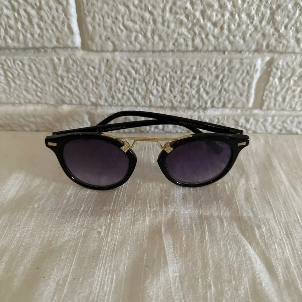 Vintage Dior  Black Sunglasses with Gold Accents - Picture 2 of 9